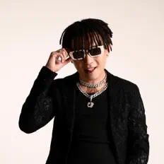 聆聽 CY堂炒、觀看音樂影片、閱讀小傳、查看巡演日期等！