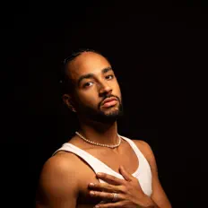 收听 MAPSO、观看音乐视频、阅读小传、查看巡演日期等 ！