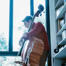 Listen to Stéphane Kerecki, watch music videos, read bio, see tour dates & more!