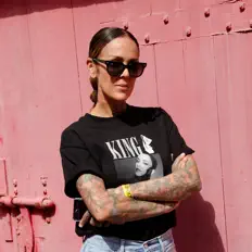 Listen to Gee Lane, watch music videos, read bio, see tour dates & more!