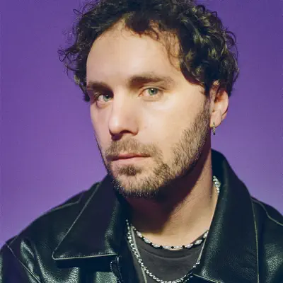 Listen to Léon, watch music videos, read bio, see tour dates & more!