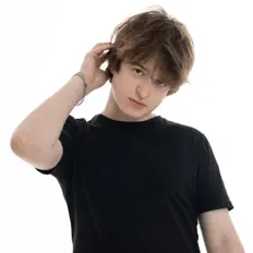 Ascolta FLOCKAA, guarda video musicali, leggi la biografia, vedi le date del tour & altro!