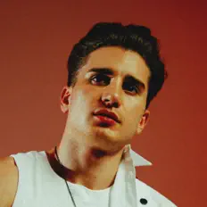 Hör dir Асмодей an, schau dir Musikvideos an, lies die Biografie, finde Tourdaten und mehr!