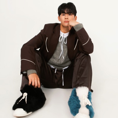 Listen to Jang Dam, watch music videos, read bio, see tour dates & more!