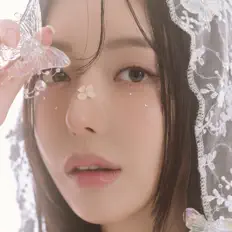 Serri dinle, müzik videolarını izle, biyografisini oku, tur tarihlerini ve daha fazlasını gör!