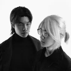 Poslechněte si interpreta POLYAMORY, sledujte hudební videa, přečtěte si životopis, podívejte se na data turné a další informace.