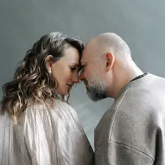 Listen to ТВОЙ-ТВОЯ, watch music videos, read bio, see tour dates & more!