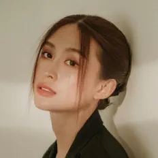 Ouve 晨熙, vê vídeos de música, lê a biografia, vê as datas da digressão e muito mais!