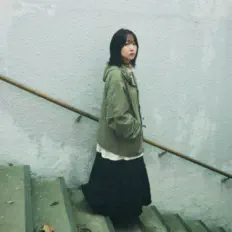 정서윤 dinle, müzik videolarını izle, biyografisini oku, tur tarihlerini ve daha fazlasını gör!