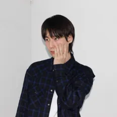 Philnamu dinle, müzik videolarını izle, biyografisini oku, tur tarihlerini ve daha fazlasını gör!