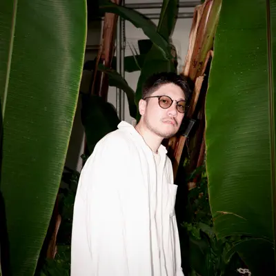 Listen to LEXUZ YEN, watch music videos, read bio, see tour dates & more!