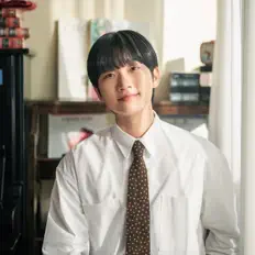 Escucha a LeeGyuHyeong, mira videos musicales, lee su biografía, consulta las fechas de las gira y más.