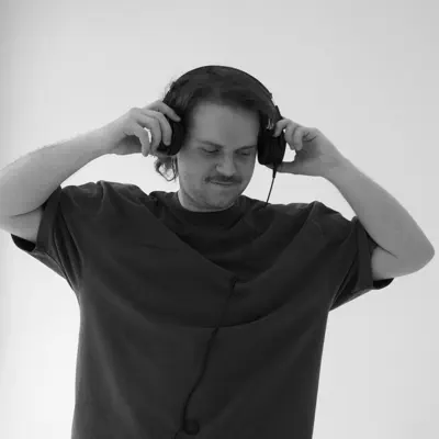 Listen to MAKONE, watch music videos, read bio, see tour dates & more!