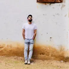 Aviel Sultan सुनें, म्यूज़िक वीडियो देखें, बायो पढ़ें, दौरे की तारीखें और बहुत कुछ देखें!