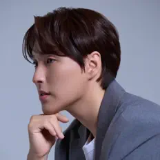 Ascolta Jin Min Ho, guarda video musicali, leggi la biografia, vedi le date del tour & altro!