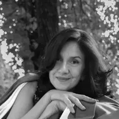 Listen to Sophie Raynaud, watch music videos, read bio, see tour dates & more!