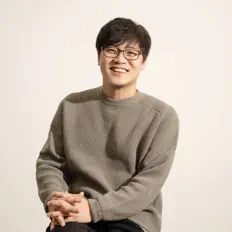 收听 강찬、观看音乐视频、阅读小传、查看巡演日期等 ！