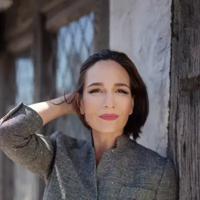 Listen to Kate Lindsey, watch music videos, read bio, see tour dates & more!