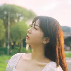 신효진을(를) 듣고, 뮤직 비디오를 보고, 약력을 읽고, 투어 일정 등을 확인하세요!