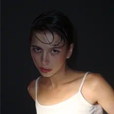 Ascolta луни ана, guarda video musicali, leggi la biografia, vedi le date del tour & altro!