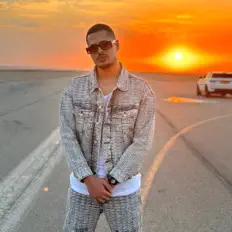 Ακούστε περιεχόμενο από שניר בוריה, παρακολουθήστε μουσικά βίντεο, διαβάστε το βιογραφικό, δείτε ημερομηνίες περιοδείας, και πολλά ακόμη!