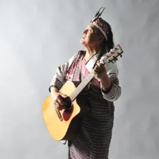 Yulaw‧Yukanを聴いたり、ミュージックビデオを鑑賞したり、経歴やツアー日程などを確認したりしましょう！