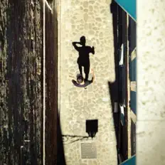 Echoes in Convenience सुनें, म्यूज़िक वीडियो देखें, बायो पढ़ें, दौरे की तारीखें और बहुत कुछ देखें!