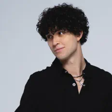 收听 Лизогуб、观看音乐视频、阅读小传、查看巡演日期等 ！