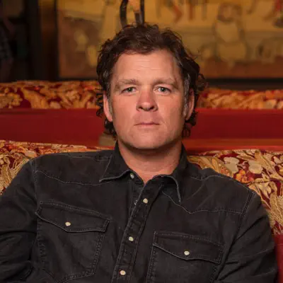 Listen to Woody Platt, watch music videos, read bio, see tour dates & more!