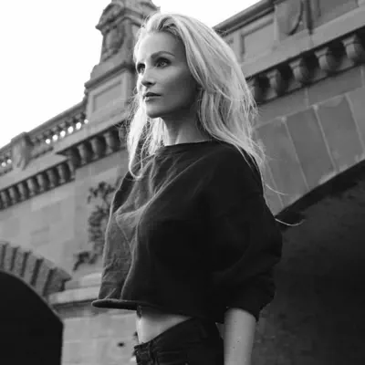 Listen to Jil Tanner, watch music videos, read bio, see tour dates & more!