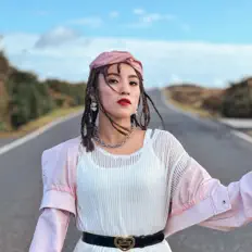 Écoutez 大金, regardez des vidéoclips, lisez la biographie, consultez les dates de tournée et plus encore !