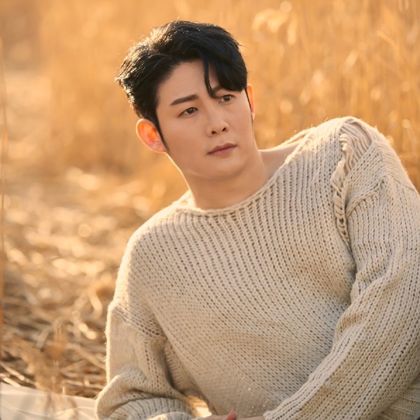 Kim Dong Hyun's avatar