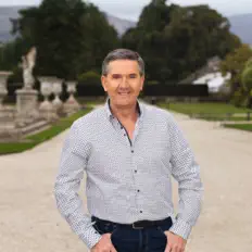 Listen to Daniel O'Donnell, watch music videos, read bio, see tour dates & more!