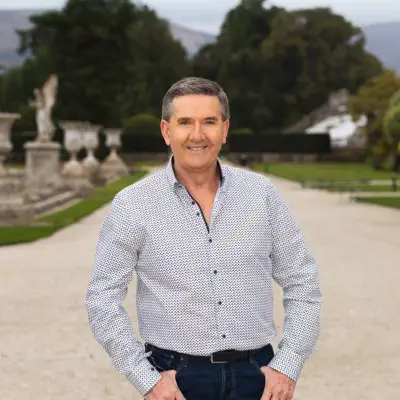 Listen to Daniel O'Donnell, watch music videos, read bio, see tour dates & more!
