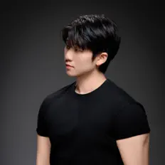 聆聽 Yun Dong Jin、觀看音樂影片、閱讀小傳、查看巡演日期等！
