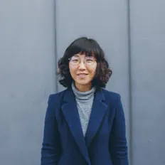聆聽 레마、觀看音樂影片、閱讀小傳、查看巡演日期等！