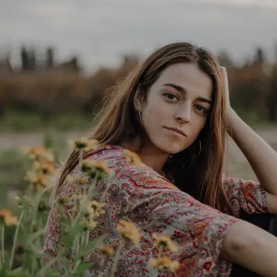 Listen to מיכל גרינגליק, watch music videos, read bio, see tour dates & more!