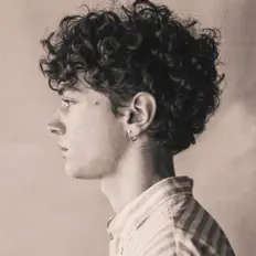 Listen to Gianni, watch music videos, read bio, see tour dates & more!