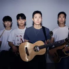 Escucha a The Riff, mira videos musicales, lee su biografía, consulta las fechas de las gira y más.