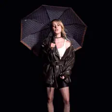 Ascolta Martha Rossi, guarda video musicali, leggi la biografia, vedi le date del tour & altro!
