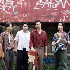 收听 凤小岳&压克力柿子、观看音乐视频、阅读小传、查看巡演日期等 ！