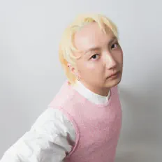 Listen to Jon Jon 張家希, watch music videos, read bio, see tour dates & more!