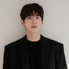 Listen to LEE SI WOO, watch music videos, read bio, see tour dates & more!