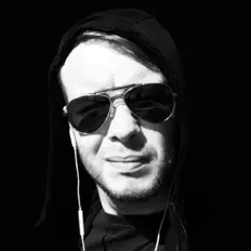 Écoutez Нагора, regardez des vidéoclips, lisez la biographie, consultez les dates de tournée et plus encore !