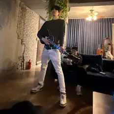 收听 ch1tkey、观看音乐视频、阅读小传、查看巡演日期等 ！