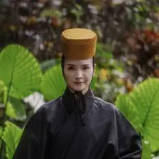 Haruka Oyakawa सुनें, म्यूज़िक वीडियो देखें, बायो पढ़ें, दौरे की तारीखें और बहुत कुछ देखें!