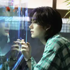 Luister naar DáFF, bekijk muziekvideo's, lees de bio, bekijk de tourdata, en meer!