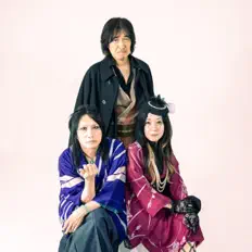 Ouça FIX, assista a videoclipes, leia a biografia, veja as datas das turnês e mais!