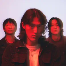 Escucha a Naked Tapes, mira videos musicales, lee su biografía, consulta las fechas de las gira y más.