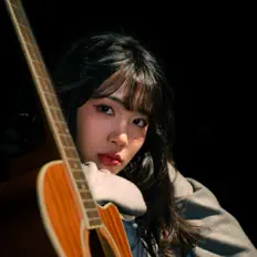 收听 郭欣瑜、观看音乐视频、阅读小传、查看巡演日期等 ！